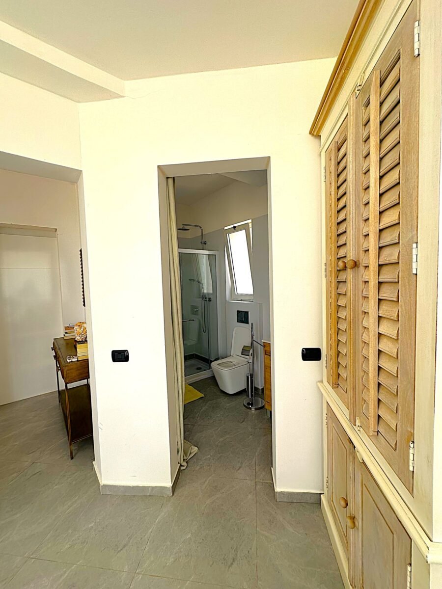 studio Bad Eingang
